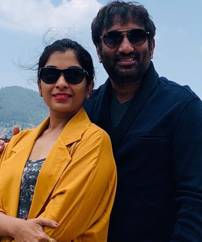 Roopa Vaitla Wife