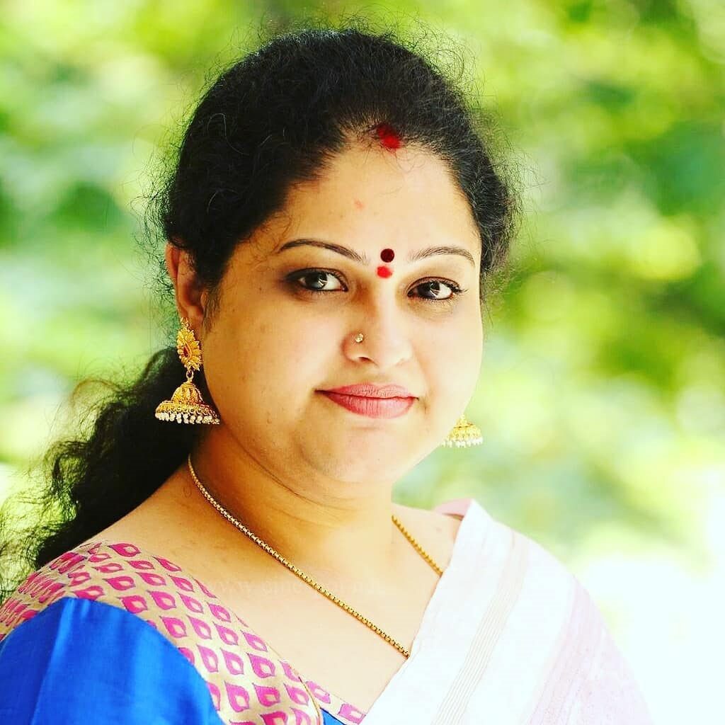 Raasi Age, Wiki, Biography, Family, Height, Net Worth, Husband, Images